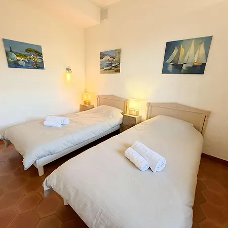 Rdc 3 Avec Terrasse - Port - Fr-1-868-35 * Grimaud